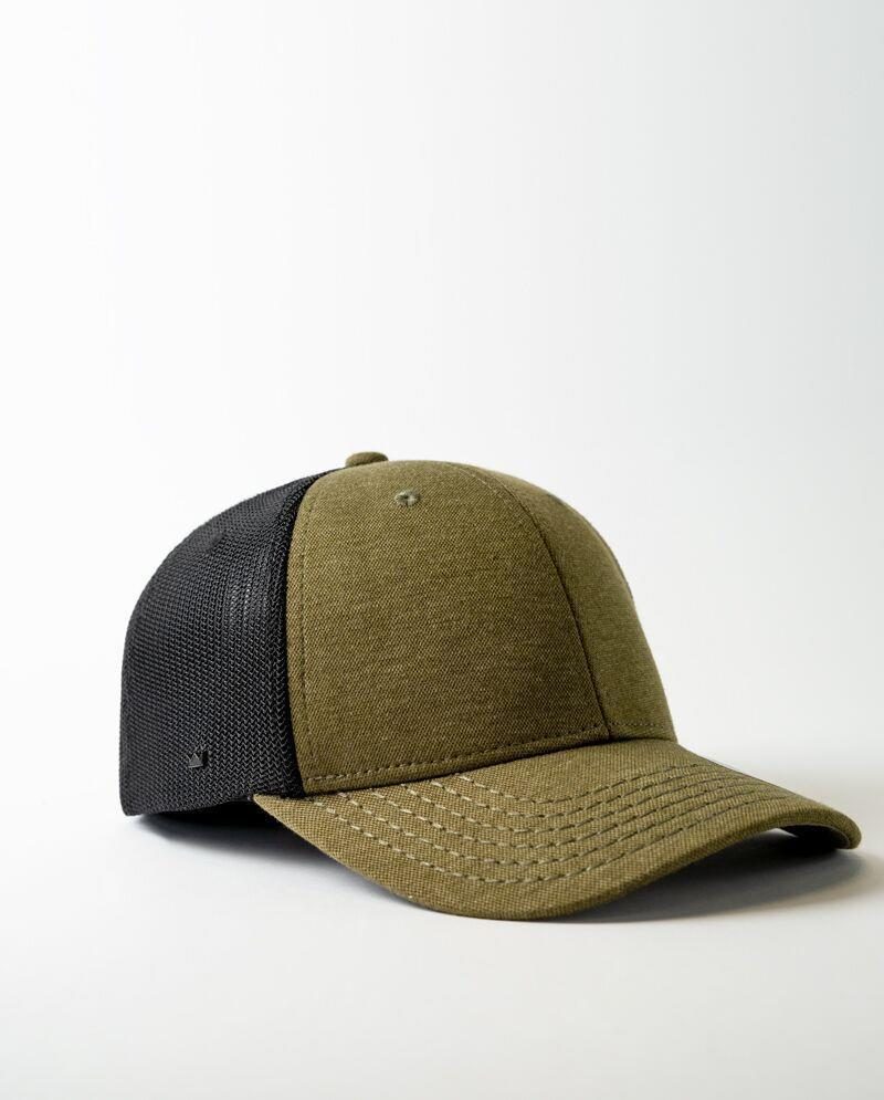 UFLEX 6 PANEL FITTED TRUCKER
