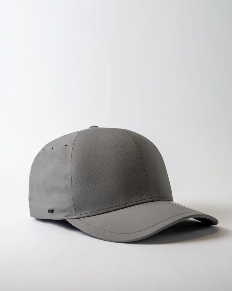 UFLEX EDGE BONDED 6 PANEL FITTED BASEBALL CAP